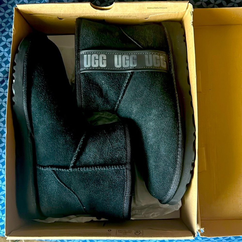 UGG Classic Mini II Boot